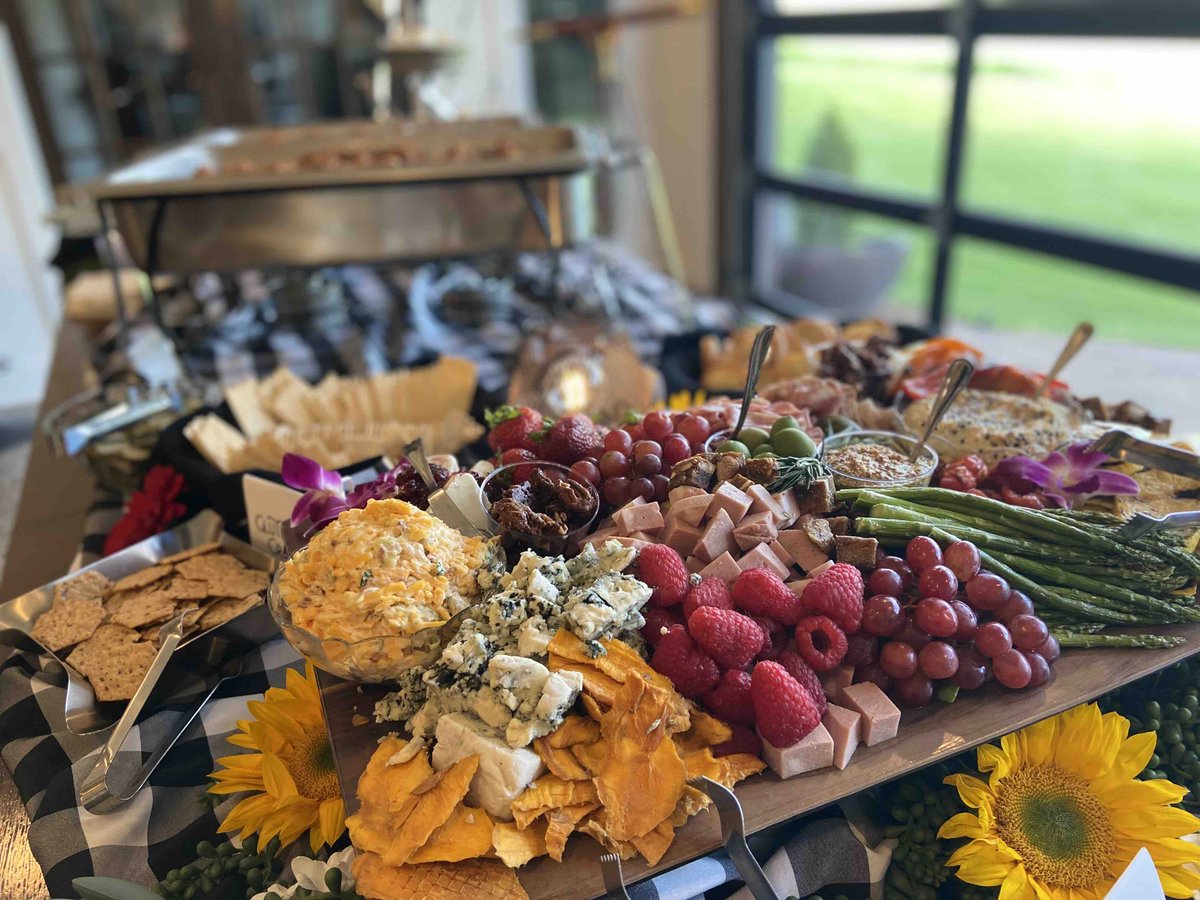 MenuMakerCaters's tweet image. Deliciousness from today’s networking event