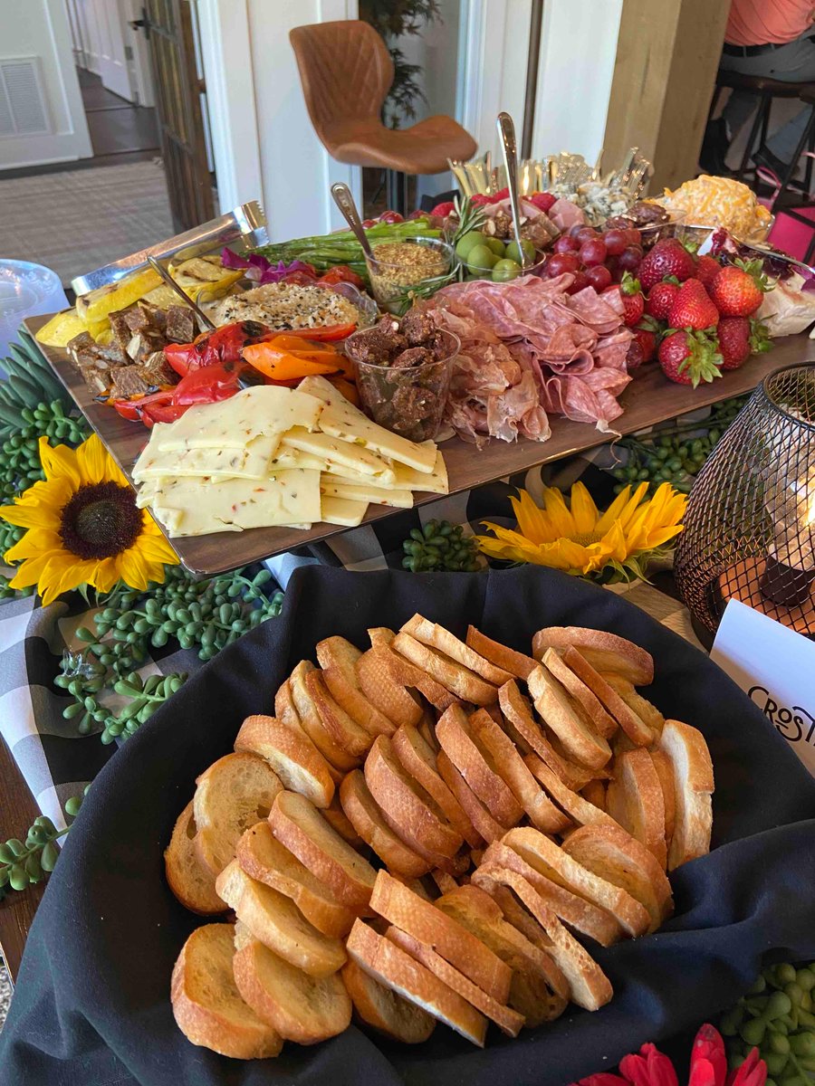 MenuMakerCaters's tweet image. Deliciousness from today’s networking event