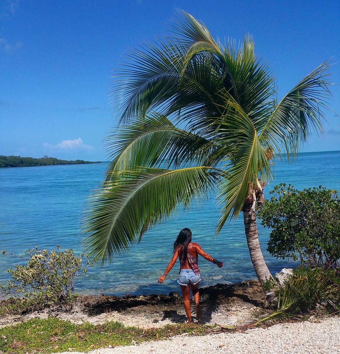 Sara_Salt_'s tweet image. One of my fav pix from #theKeys 🥰 - tomorrow is Friday, if you could hop on a plane anywhere in the world for holiday where would you go? #travels #beautiful #enjoylife