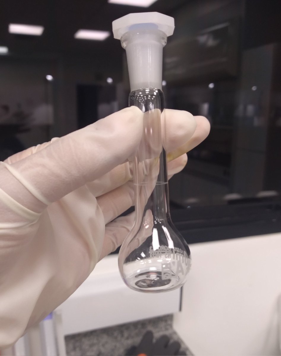 gabxlins's tweet photo. Vou começar uma trend pros meus amigos de laboratório soft 🤏
#softlab https://t.co/rEDHso8fQY