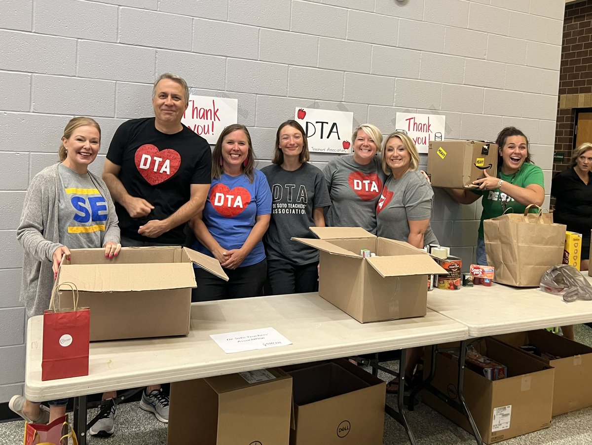 De Soto Teachers' Association tweet media