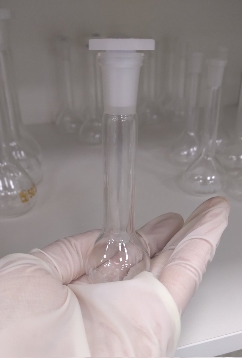 gabxlins's tweet photo. Vou começar uma trend pros meus amigos de laboratório soft 🤏
#softlab https://t.co/rEDHso8fQY