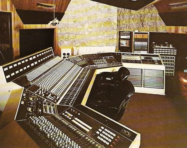 EHomeRecordingStudio tweet media