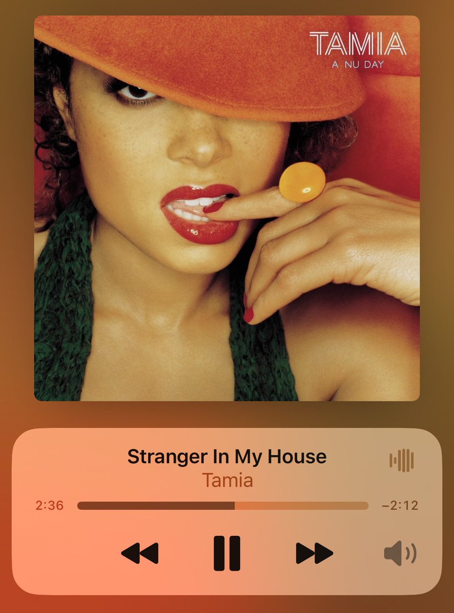 lake__shia's tweet photo. @realtamiaworld really gave a quiz in the middle of her song. #StrangerinmyHouse https://t.co/kr6CgyntiH