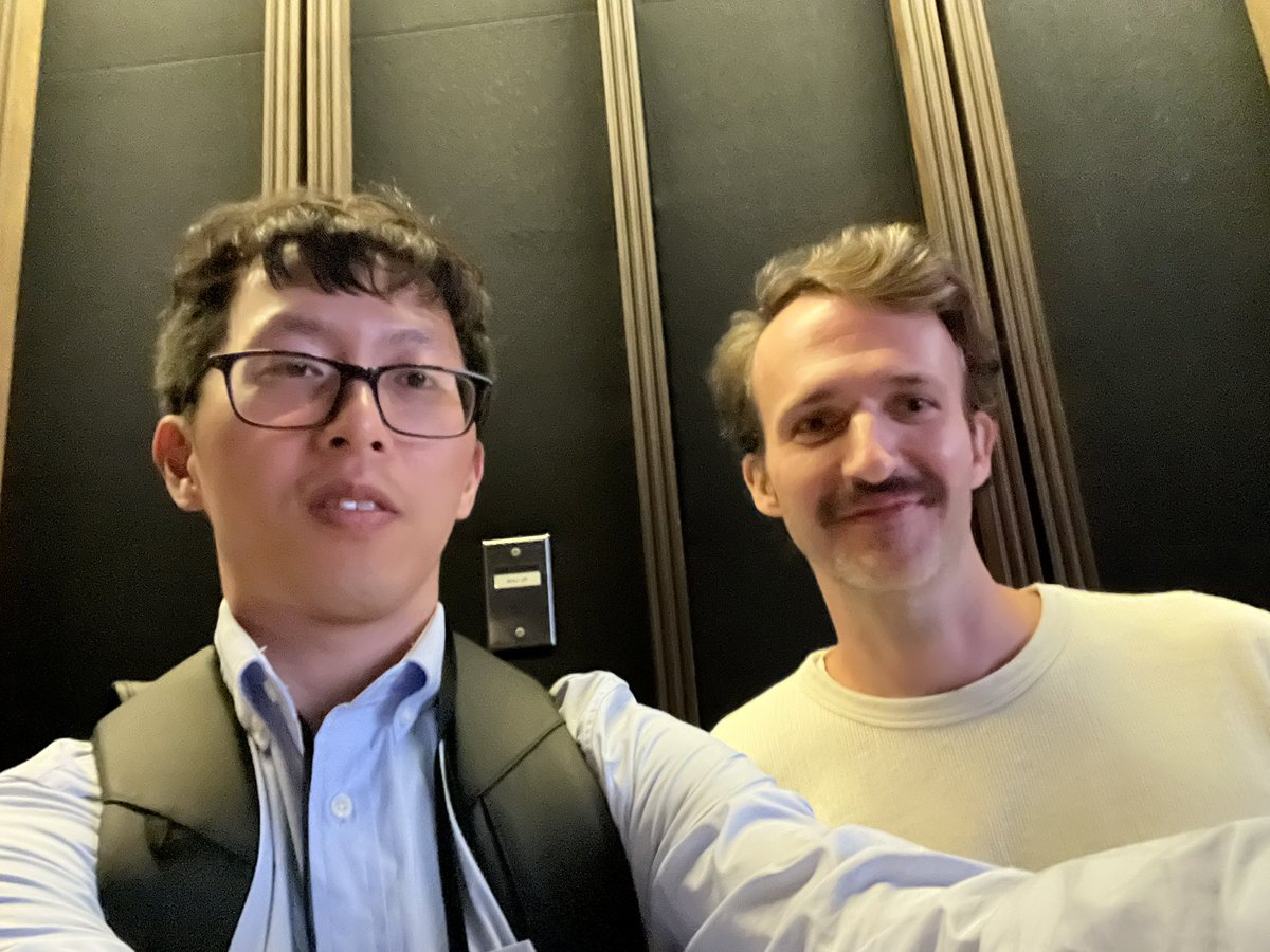 jrswiftjourney's tweet image. I met lots of talented devs today at @swiftconfto: @mbrandonw @coder_pilot @Sommer @podomunro