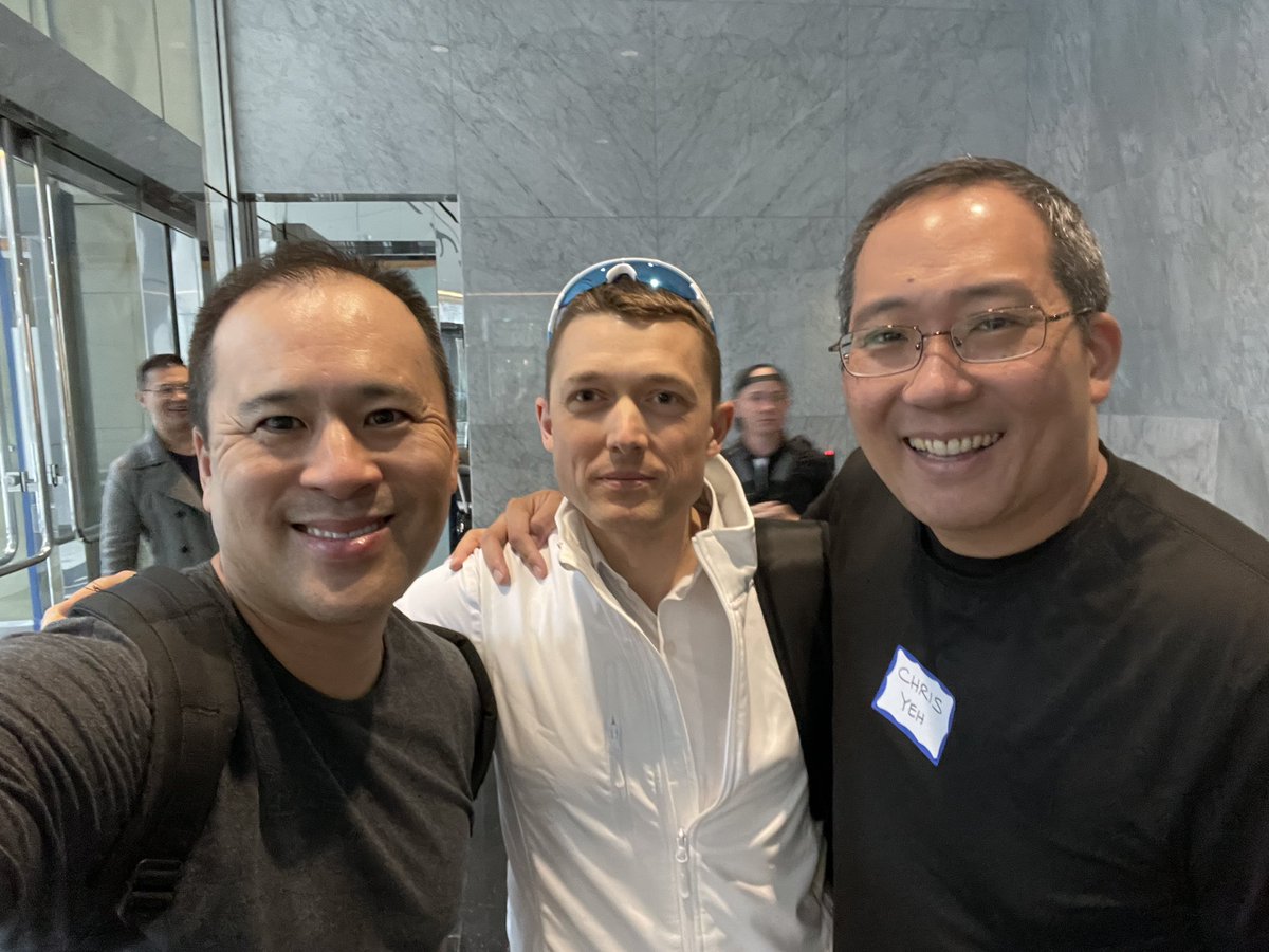 DrStarson's tweet image. Epic time with the legendary co-author of #Blitzscaling @chrisyeh and the team at @BlitzVentures. Huge thanks @jowyang for inviting me! 

It’s time blitzscale @passio_ai 🚀