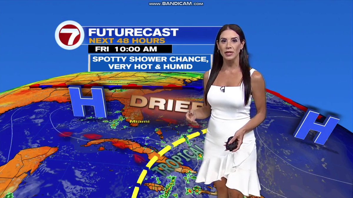 NewsWatcher102's tweet photo. Part 1: @ErikaDelgadoWx so gorgeous/SEXY/very pretty in white from earlier today! 😍🤩💘🔥❤️🤍 #FlWx #MiamiWx #WSVN #ErikaDelgado https://t.co/qhnkZ2rD0h