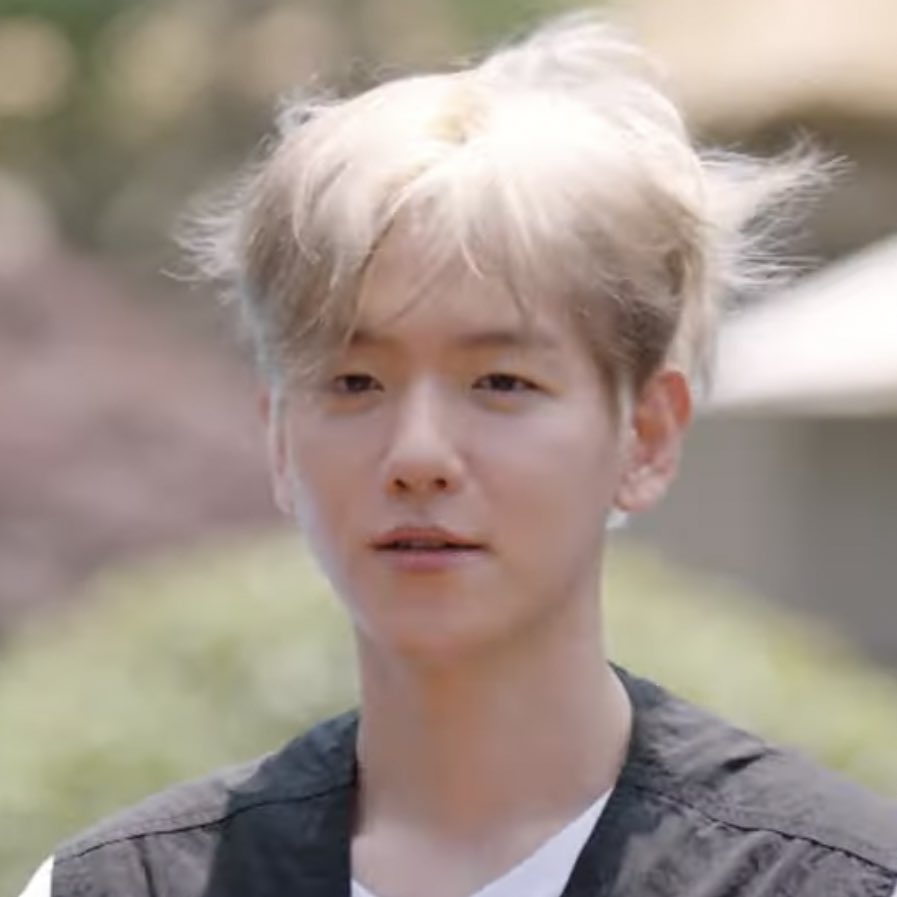 candybaek506's tweet photo. 포슬포슬 부숭부숭 너무 예쁘다 백현이🤍 https://t.co/Ursvq0R07y