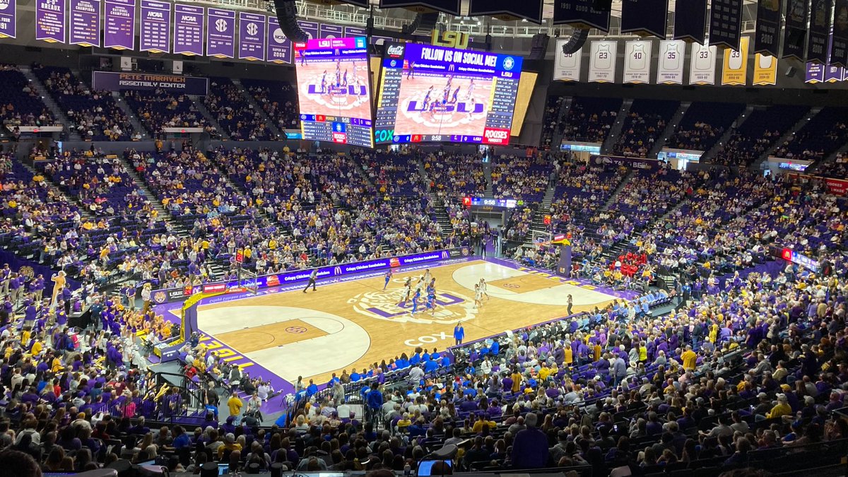 After having an amazing conversation with @iGREDUS , I am very blessed to say that I have recieved an offer from LSU!! Thank you to the coaching staff for believing in me!💜💛 #gotigers🐯 #sec #godsplan #allglorytogod