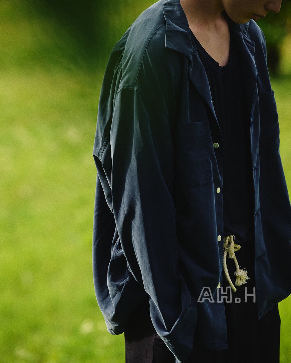 hynm's tweet photo. 南国の日差しの下でこそ、着たくなる服というのがあるんです。
#akiohasegawa #長谷川昭雄 #ORRS #POTERCLASSIC #FOOTWORKS #沖縄
https://t.co/cU9Vj8yYHq https://t.co/neL1JSInKV