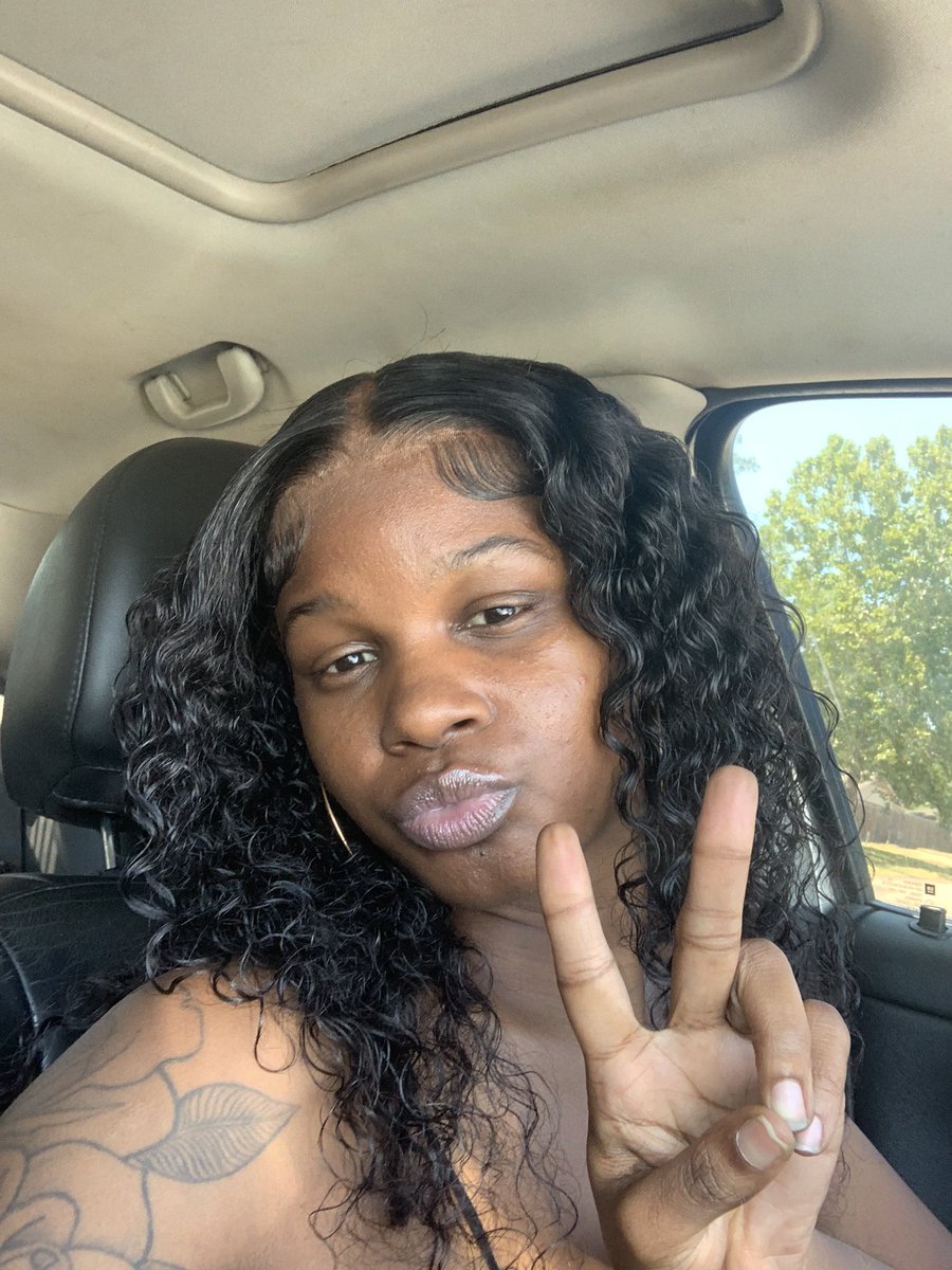 CaliCoCainee's tweet photo. It’s The FACE & Curls For Me🥰✨
Birthday Tomorrow🎉🥳♌️ #31Shots 😬🤪😵💫 #LeoShxt♌️ https://t.co/7z6Tct0EPm