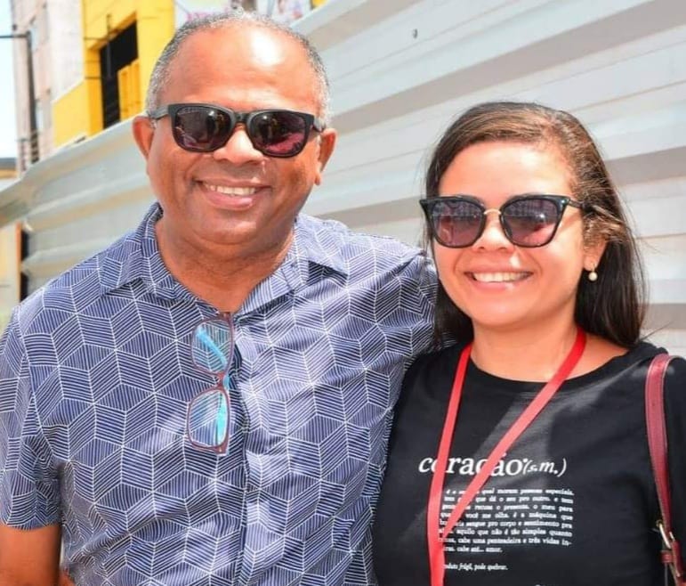 joeljacintho's tweet photo. #tbt com repórter Luciene Vieira. https://t.co/aOSUZjaNeY