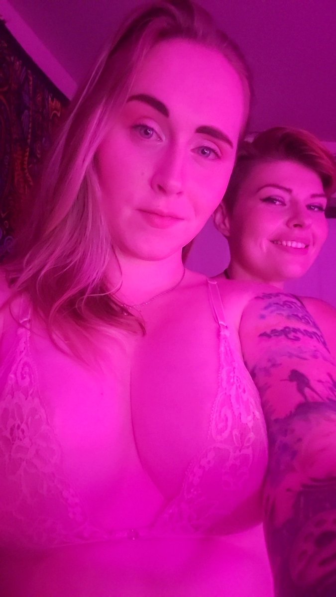 SLynn92's tweet photo. Live @chaturbate live till 8pm! Est

💖 - LSL https://t.co/89pEl38EFe