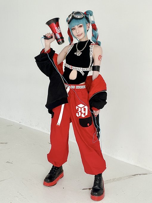 Twitterのコスプレ画像32