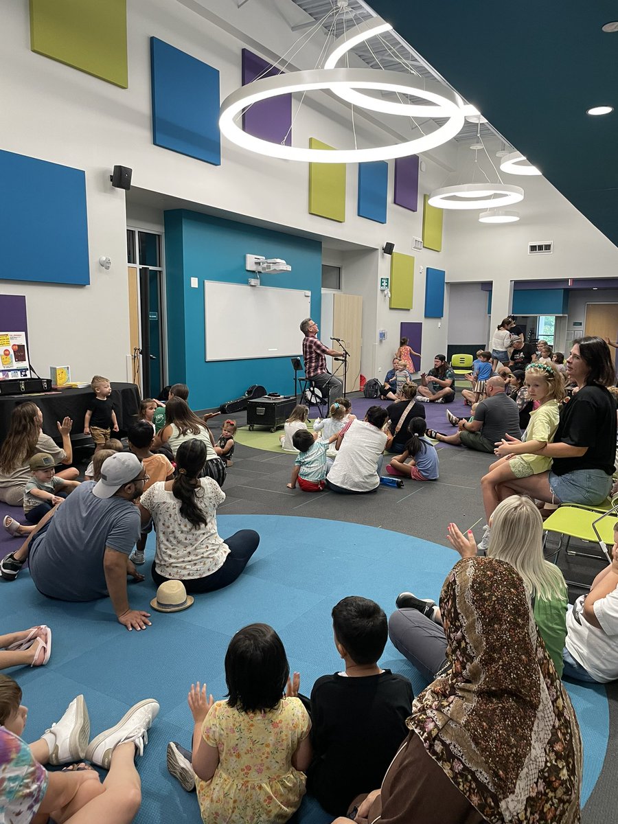GlenbardECC's tweet photo. Thanks to all the families who came out to John Schroder ECC for a family concert with Jim Gill!!! So much fun and singing and dancing!  #CASEeffect @JohnSchroder_EC https://t.co/Sw3ZjOncVY