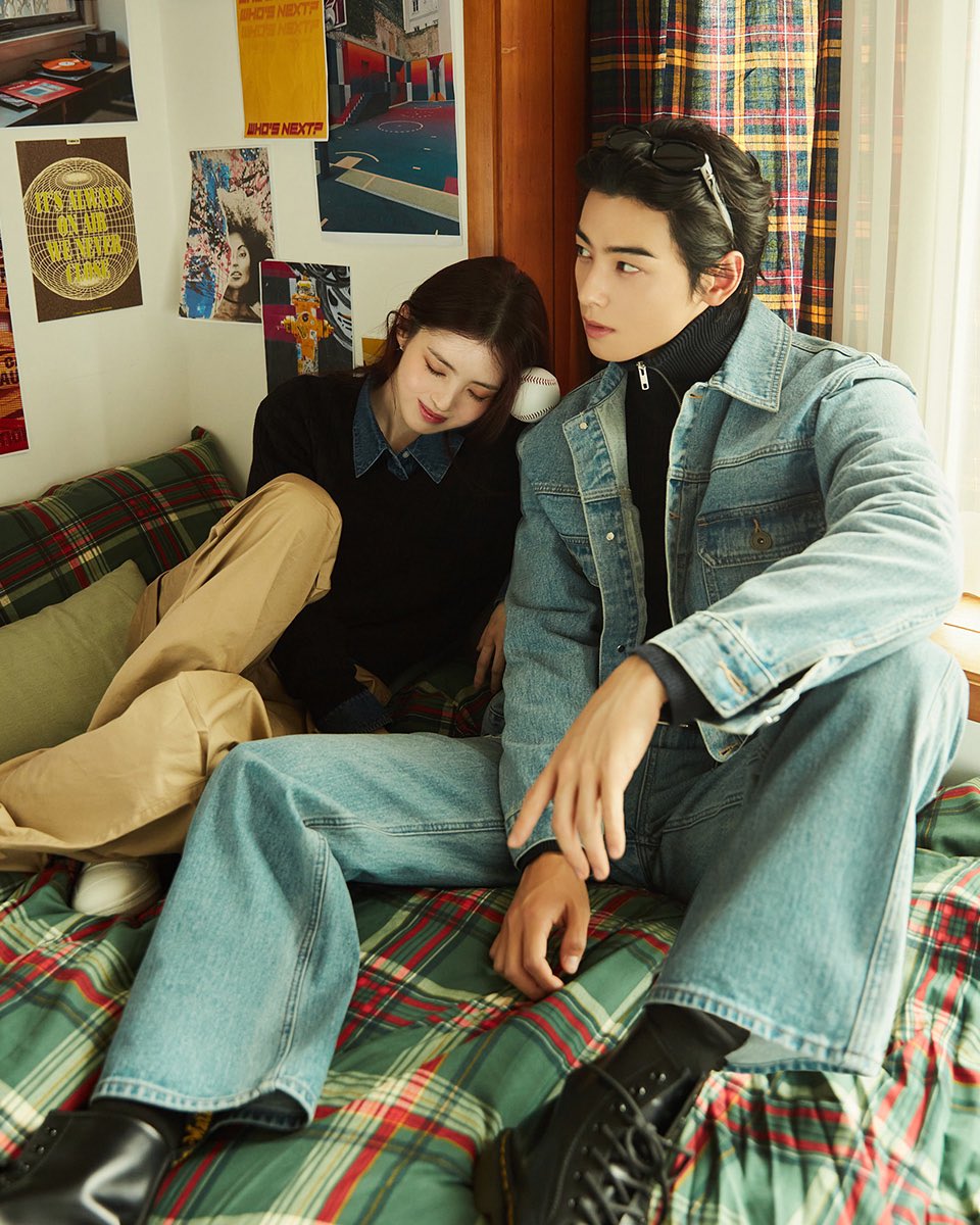 chaeunwoodaily's tweet photo. Cha Eun Woo and #HanSoHee Giordano 23 Fall..
 https://t.co/Dw7UehYDHP

230811 @offclASTRO
#ChaEunWoo | #차은우 | #チャウヌ | #车银优 | #ชาอึนวู | #아스트로 | #ASTRO https://t.co/HVv8VGfdob