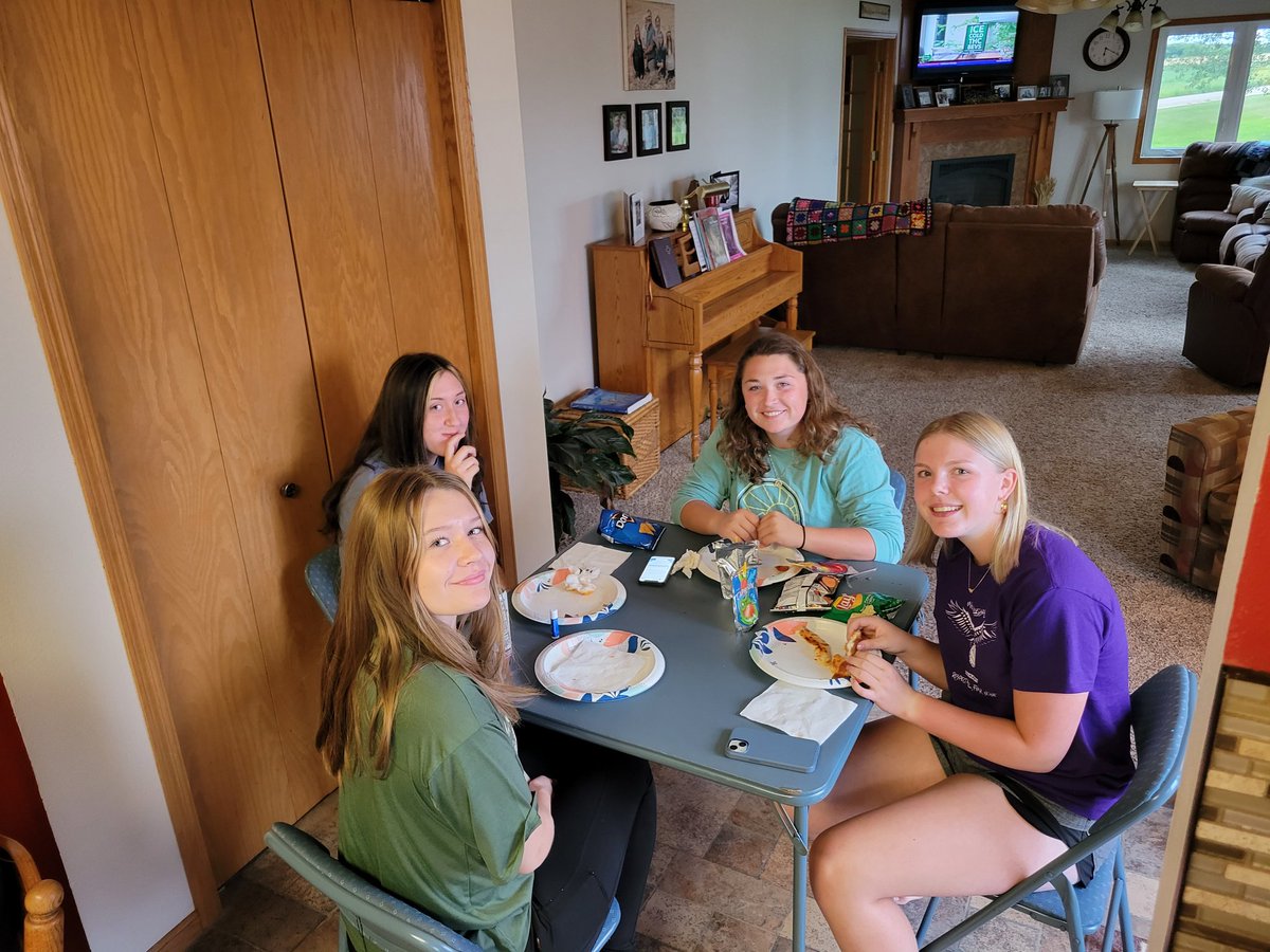 MusicRlf's tweet photo. Volleyball team bonding before the season starts! @EagleRebel_630 @RLF_KINDERandVB https://t.co/w7UtQU1VLu