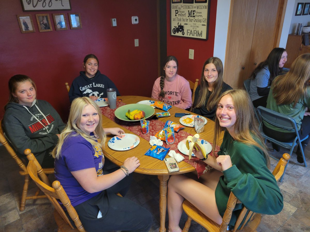 Volleyball team bonding before the season starts! <a href="/EagleRebel_630/">EagleRebelActivities</a> <a href="/RLF_KINDERandVB/">Nicole Gullingsrud</a>