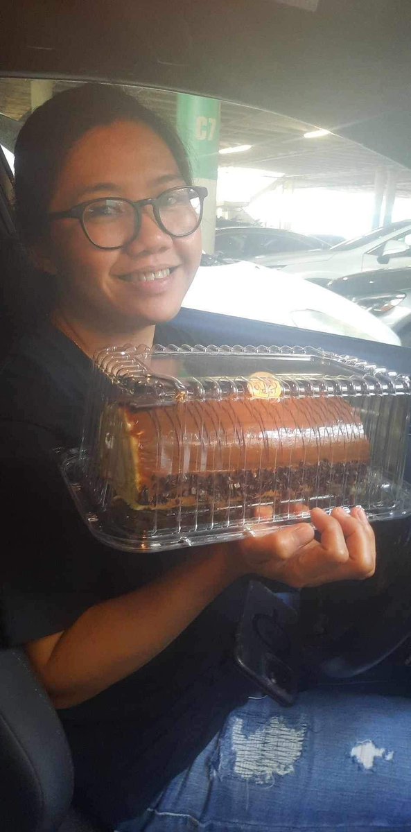 dmgbfm's tweet photo. Mami Dulce is celebrating her adoption of her loyal and legit daughter, Aki. https://t.co/a4NDaBlmwU