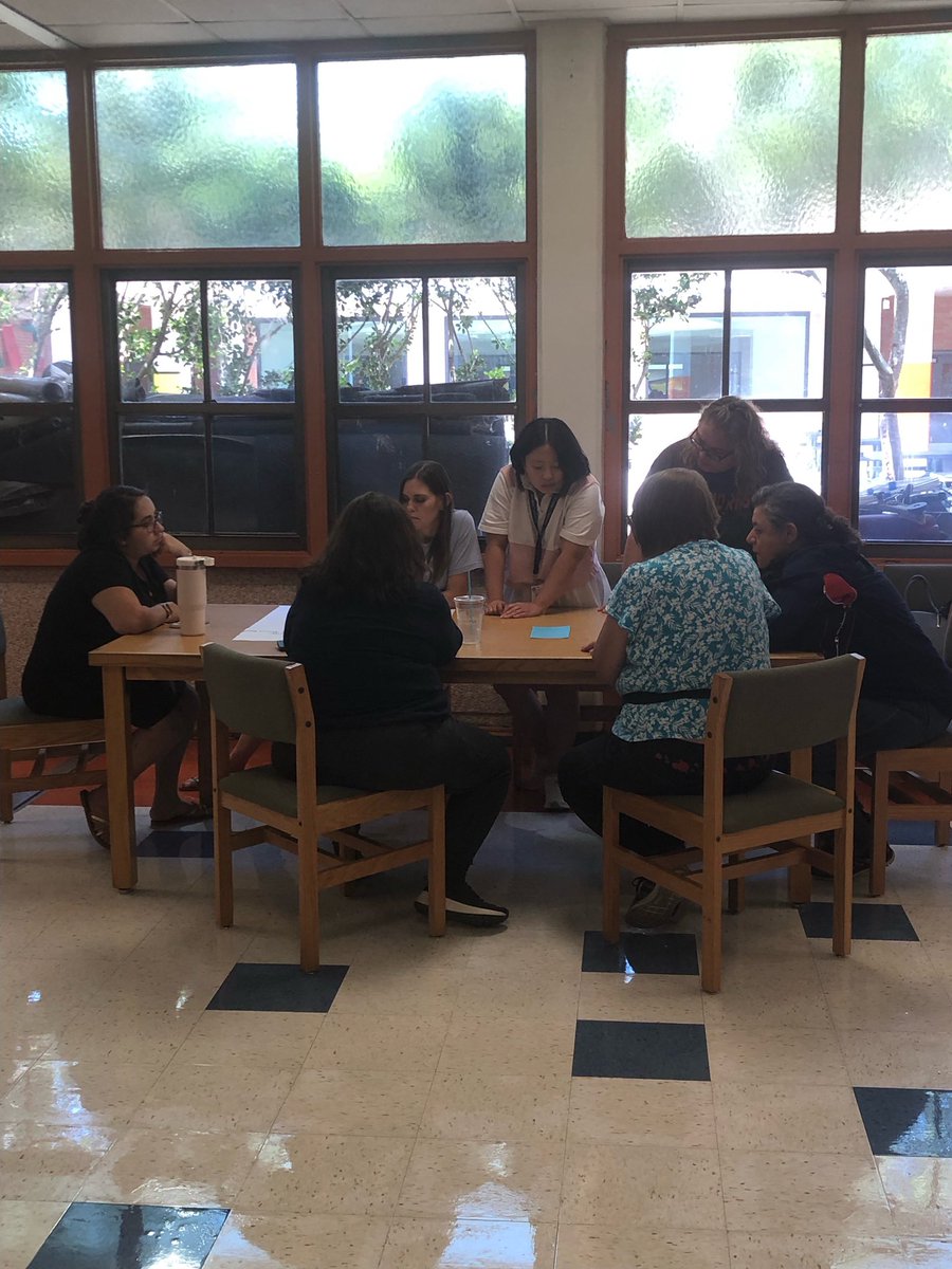 We have the BEST teaching assistants in prek. We truly enjoyed engaging in learning with them today. #ThisIsAISDPK  #AISDProud #AISDPK #AISDHS #SomosAISD