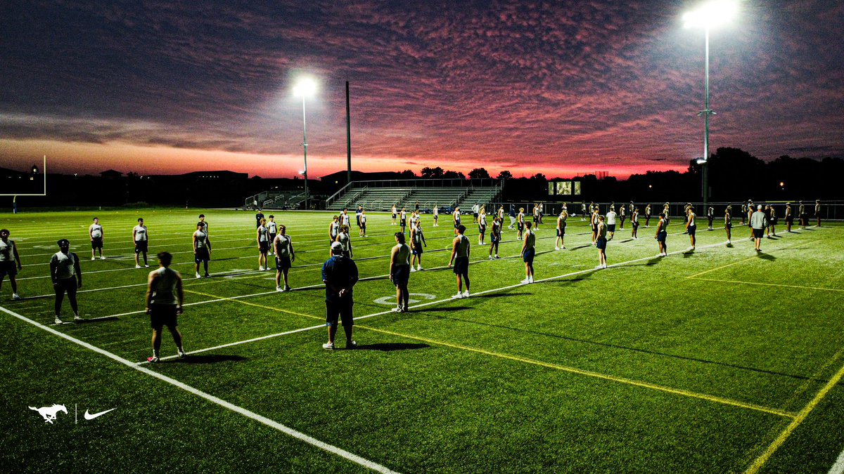 BVN Mustang Football tweet media