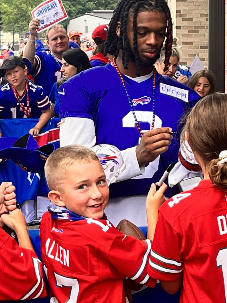 Andrew Kourt tweet media