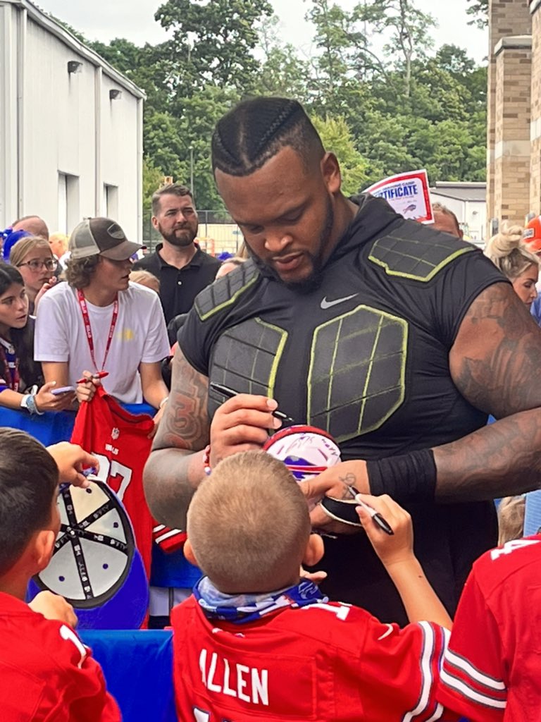 Andrew Kourt tweet media