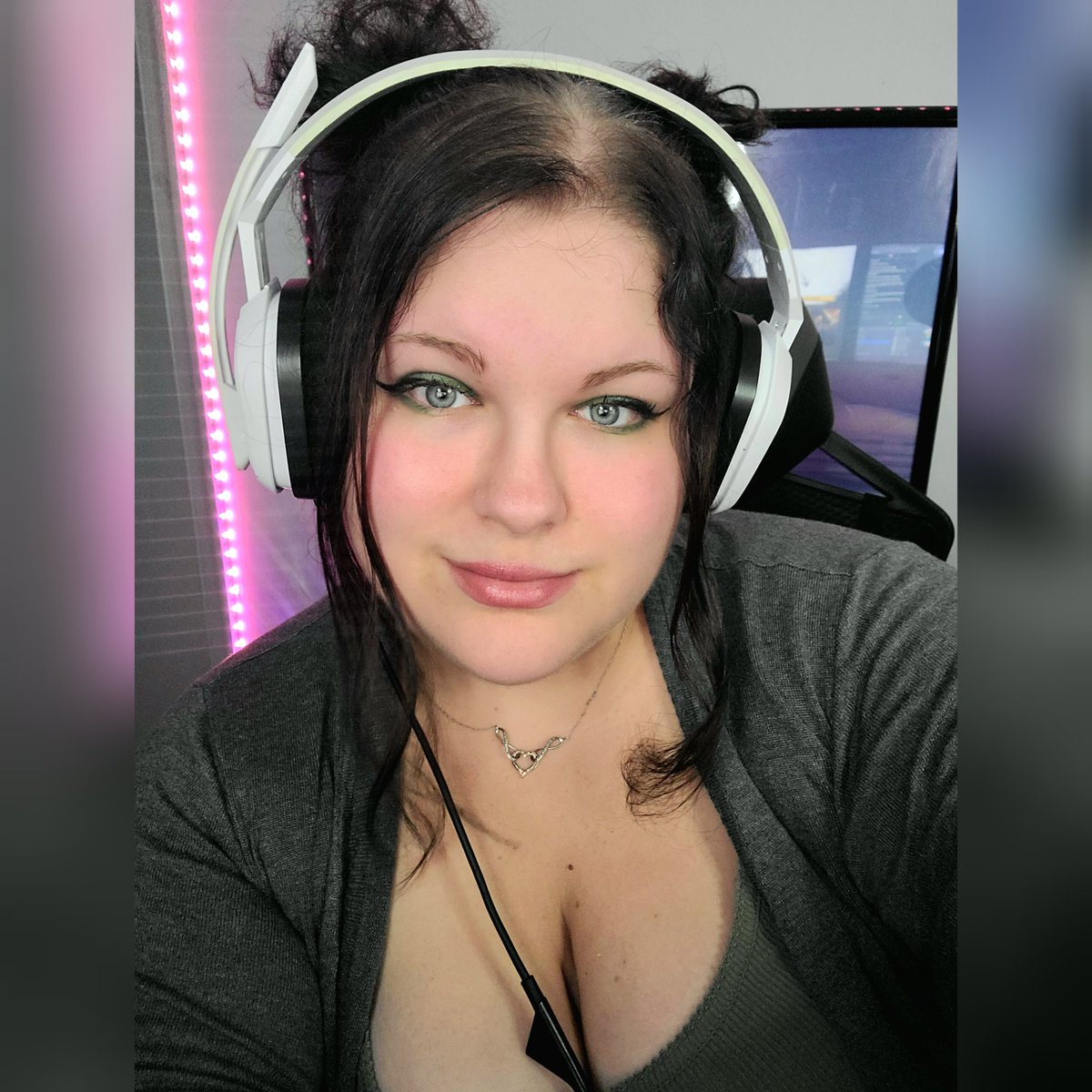 xH__Cx's tweet photo. Playing some COD!! COME JOIN 🩷🩷
>48/100 followers!!
https://t.co/t54LDtCusz
#callofduty #callofdutymom #modernwarfare2 #fps #rage #cod #liveonkick #live #kick #kickstreaming #kickstreamer #kickcommunity #gamergirl #gamer #livenow #girl #cute #pc #pcplayer #gamingcomm https://t.co/98uJ2OOSxu