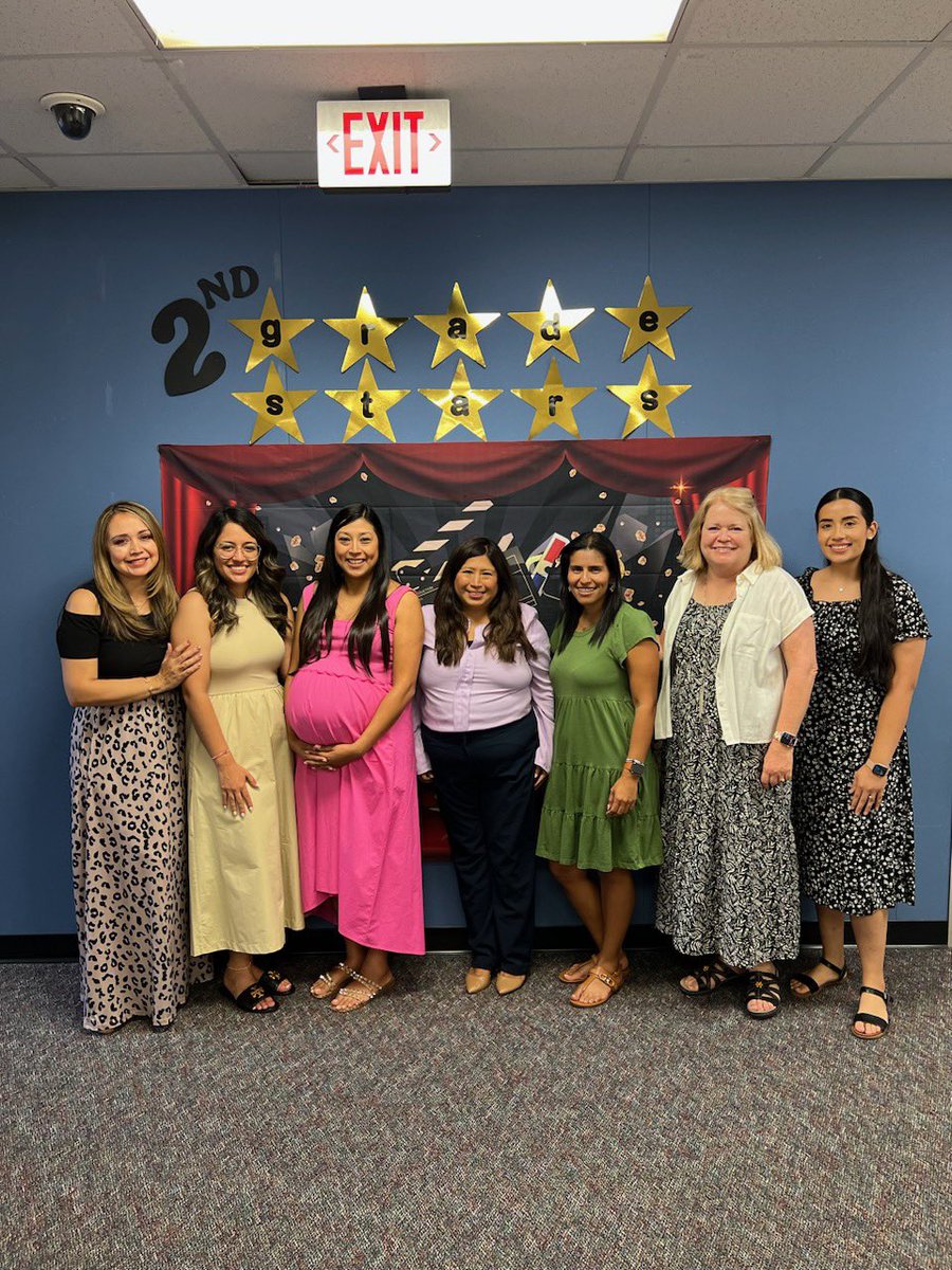 MsSalasTISD's tweet photo. Meet the teacher was a success! So excited to work alongside these amazing and beautiful ladies! @TomballISD @TISDRES  #2ndgradeduallanguageteacher #year7 https://t.co/RUokoSEZcr