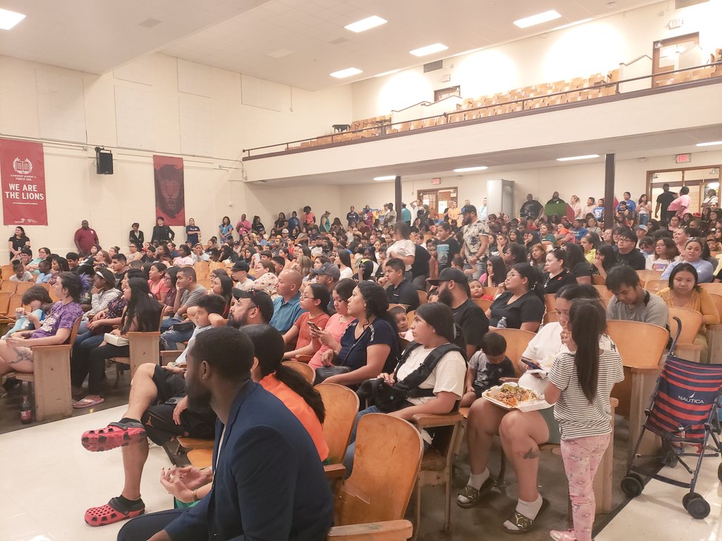 (In my best Montell Jordan impersonation...)

THIS IS HOW WE DO IT!

#allinatLAFO78
#allinwithLAN
<a href="/pdilley5/">Priscila Dilley, Ed.D</a>
@StevenM01994744 
<a href="/leaanneroach/">Lea Anne Roach</a> 
<a href="/JanaeCapshaw/">Janae Mosbey-Capshaw</a>