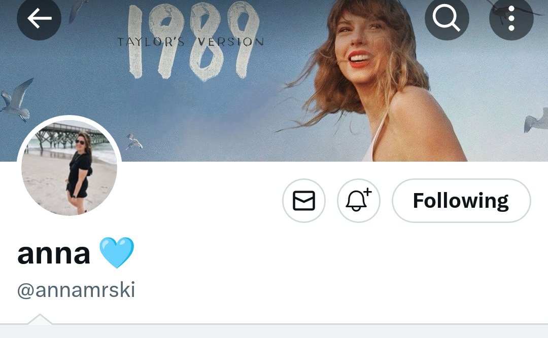 Hereforswift13's tweet photo. @annamrski @4k_taylorr @xnataliegrey Done!! Thank you for doing this giveaway!! This opportunity means a lot to me! I'd love the blue one!!💙💙💙 https://t.co/meDytIDcz1
