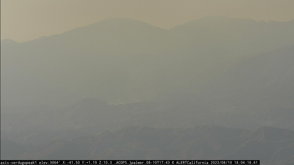 extremeweath3r's tweet image. Fire looks to be getting knocked down quickly. Forward progress has not yet been officially stopped, but this will be my final update unless something changes. 
#LopezFire