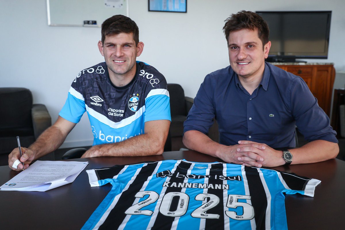 antoniobrum10's tweet photo. Walter Kannemann até 2025 🇪🇪 https://t.co/4uFO7BSbqe