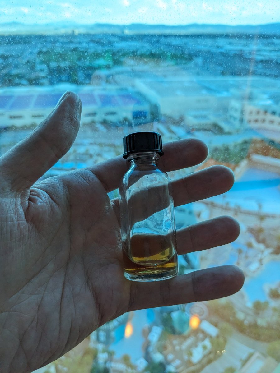 sdanndev's tweet photo. @__muscles Thanks for the bourbon. Great to commiserate on AWS SSO with you. https://t.co/sGasf8YEFV