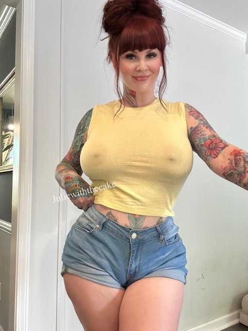 Hoping for a cream pie tonight 🤞🏻 https://t.co/KpvLUyFQQL