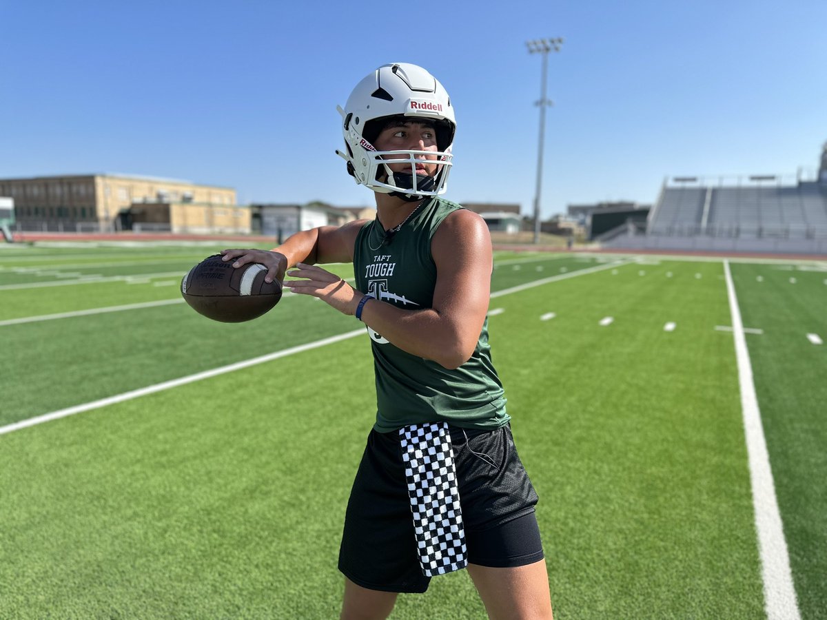 Larissa Liska tweet media