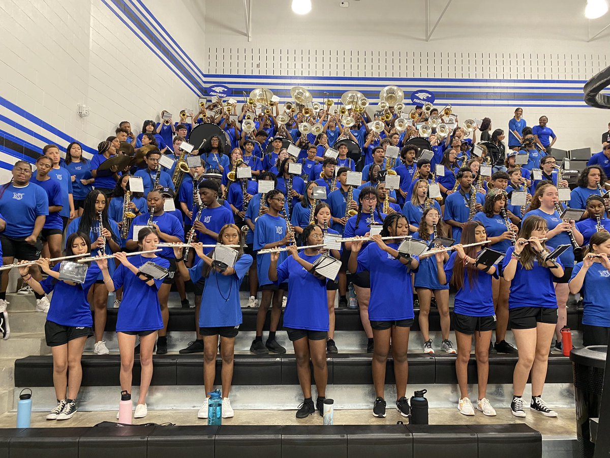 NoCro_MPB's tweet photo. The North Crowley Mighty Panther Band had a GREAT first performance at “Meet the Panther” last night!  Looking forward to a GREAT year at NoCro! #pantherpridepersonified https://t.co/Yoc6dATMHY