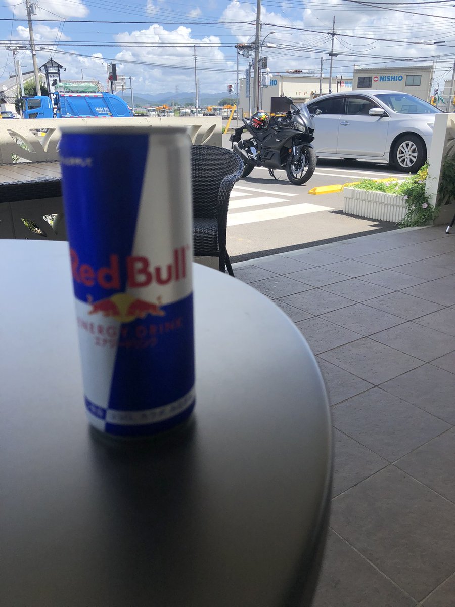 暑いけど走りたい。
台風来る前にいっぱい乗っとこ

#ソロツー
#バイクのある生活
#yzfr3