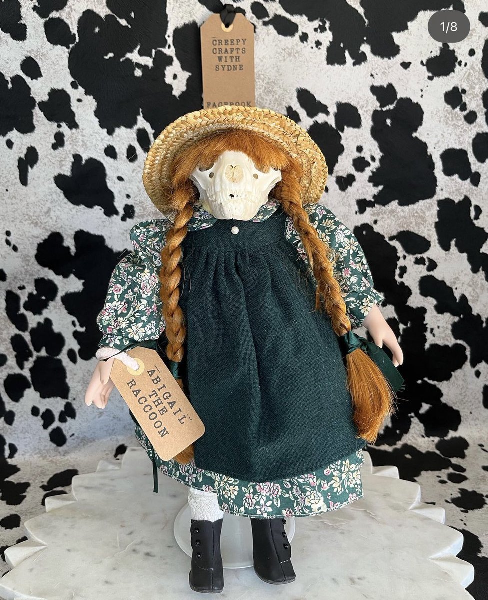 SydneEdgington's tweet photo. Just a reminder that I’m weird and so are my children

Insta &amp; fb: Creepy Crafts with Sydne https://t.co/Qn6Epf0k6G