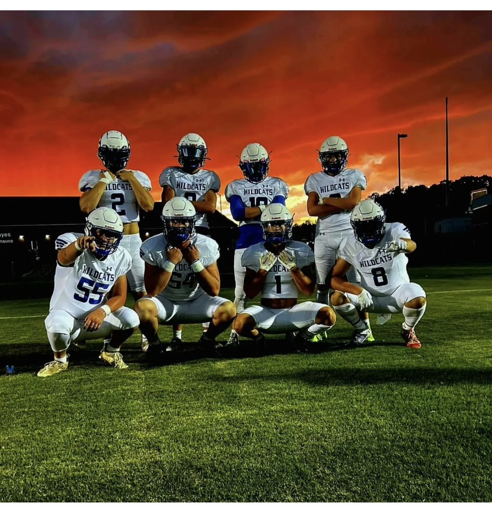 Are you ready?  Coach <a href="/CoachHoneycutt1/">Tripp Honeycutt</a> and our <a href="/SDWildcatsFB/">South Davidson High School Football</a> SENIORS are ready to bring it.  Let’s goooo!  #WeAreWildcats #LetsGoToWork