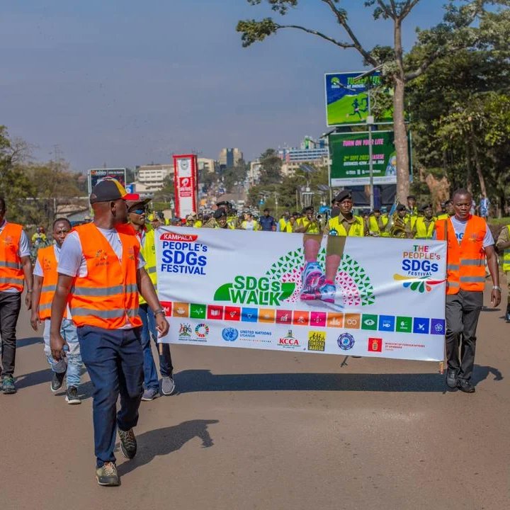 Good Morning Kampala 🇺🇬 This is what you missed yesterday 👨‍🎤 Please come over today @KCCAUG grounds Lugogo for the final day of the Kampala People's #SDGs Festival. Fun + Learning + Connecting +exhibition of different innovations; hosted by @DouglasLwangaUg #TondekaMabega