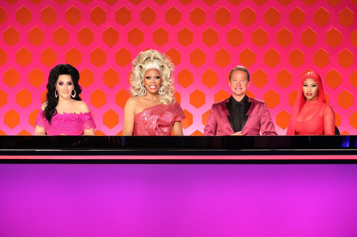 mamadexy's tweet photo. Dollies. @reaIashIey @Lapgodd ❤️
Season Six’s getting real sickening, ladies! Can’t believe that lip sync to my Winner @BlondaBridoux this week. Werk! I love #DextersDragRace and each of my girls 🏁 https://t.co/HZa4qyWemE