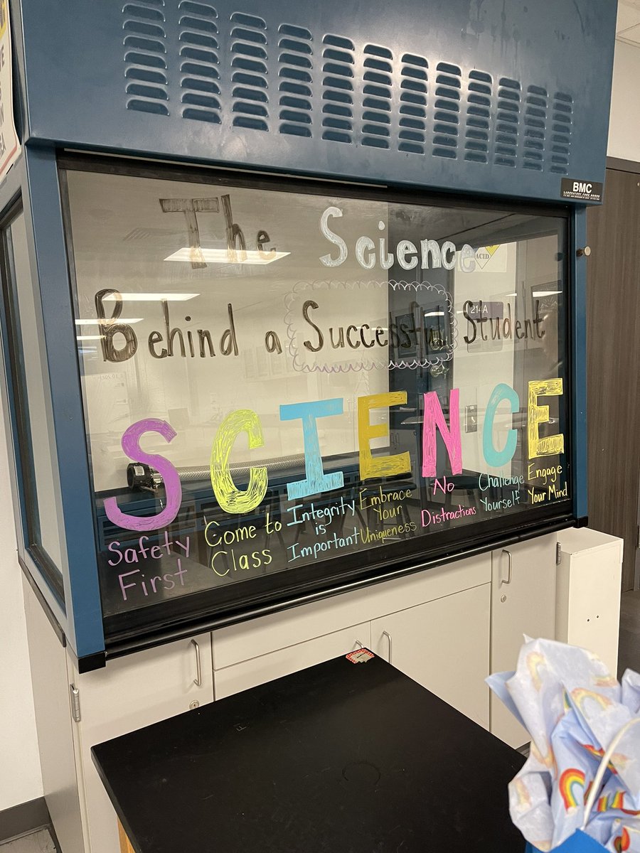 Momentum_HS's tweet image. We had an absolutely amazing 1st day of school! Our students and staff will be UNSTOPPABLE this year! We are ALL IN as we AIM HIGH! @SpringISD @StacyKRodgers @TraWalker3 @poullard_colina @etinglesr