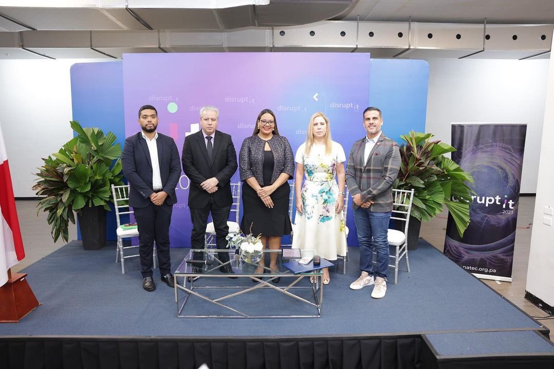 DRA. MILENA GÓMEZ CEDEÑO, Ing. tweet media