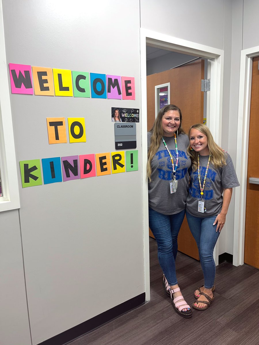 Ally Moore tweet media