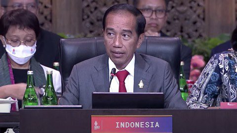 PARA BONEKA IMF DAN NEGARA-NEGARA ASING MULAI MENYERANG JOKOWI Sampai detik ini, IMF dan negara-negara asing terus memborbardir dan menekan Presiden Jokowi yang tetap pada keputusannya untuk hilirisasi Nikel, yaitu menghentikan eksport bahan mentah Nikel berganti dengan eksport…