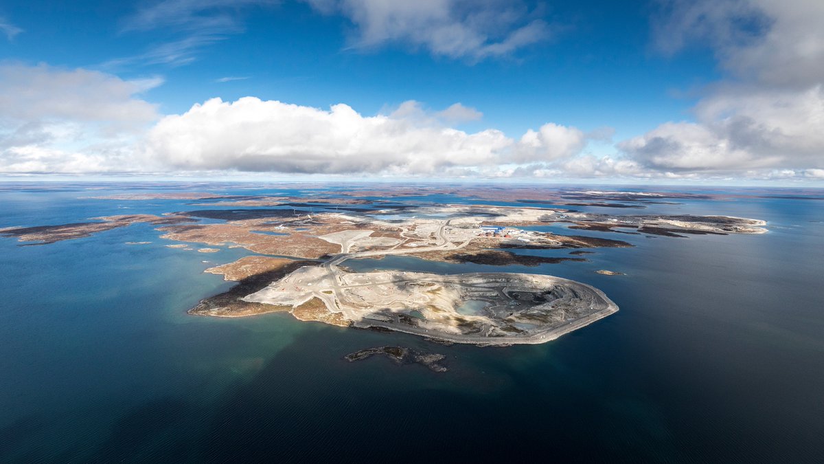 im_mining's tweet photo. Rio Tinto’s Diavik diamond mine is to build the largest solar power plant across Canada’s territories, featuring over 6,600 solar panels that will generate approximately 4,200 MWh/y of carbon-free electricity | https://t.co/R0eUSCKbWD @RioTinto #Diavik #minepower #NWT #solar https://t.co/sv75Ji3s9X