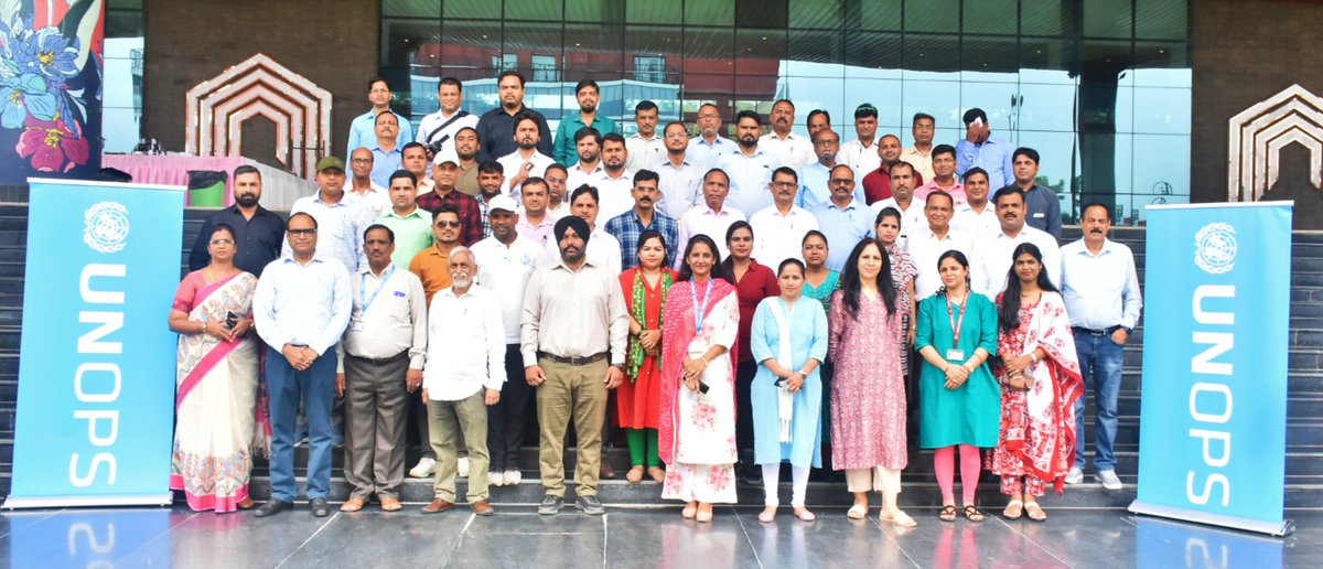 UNOPS_India's tweet photo. #stateralworkshop for #JJM in UP
LEARN, SHARE, ADAPT
Rapid Learning &amp; Sharing workshop (10-11 August) convened by @UNOPS at Lucknow provides a platform to share &amp; learn from innovations &amp; best practices which work well under @jaljeevan_  for further learning and adaptation. https://t.co/fSy1MYdXIH
