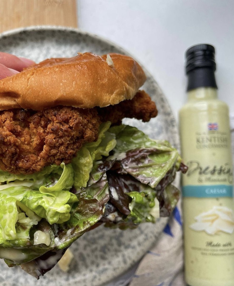 How delicious looking is this chicken Caesar burger from the fantastic Food Fix on instagram using our brand new Caesar dressing?

“Messy, tasty, crunchy, salty, creamy, just all the vibes with this one.”

Who’s inspired by this one? We are!