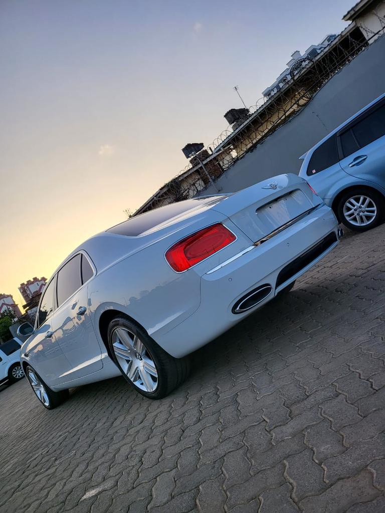 Autoboxmotor's tweet photo. The ultimate  Luxury, elegance, comfort name them all, Check out this Bentley flying spur 2016 handcrafted by Bentley Motors,  a beast comes with a 6.0ltr engine. For Enquiries and Reservations contact us on 0713155155/0713144144/0710786786 https://t.co/YkLHpaUSUF